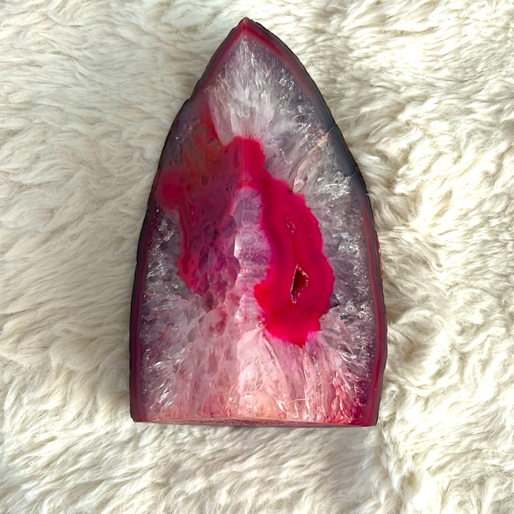 Beautiful Pink Dyed Agate book stand.